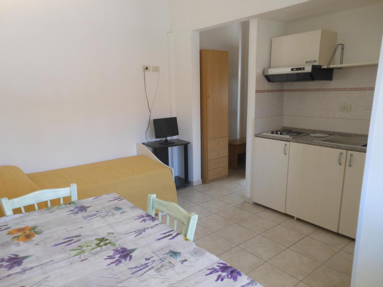 Hotel Due Torri Порто Адзуро Екстериор снимка